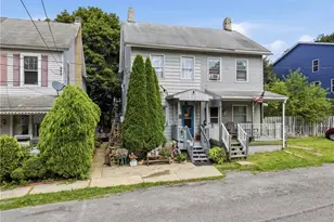 439 S Walnut St, Slatington Boro, PA 18080 - Photo 1