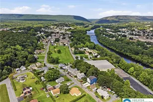 439 S Walnut St, Slatington Boro, PA 18080 - Photo 17