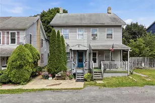 439 S Walnut St, Slatington Boro, PA 18080 - Photo 5