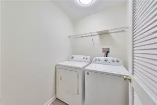 131 Knollwood, Williams Township, PA 18042 - Photo 17
