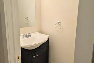 1249 2nd Ave, Hellertown Boro, PA 18055 - Photo 11