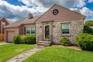 2121 Worthington Ave, Bethlehem, PA 18017 - Photo 1