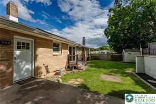 402 Maple St, Roseto, PA 18013 - Photo 3