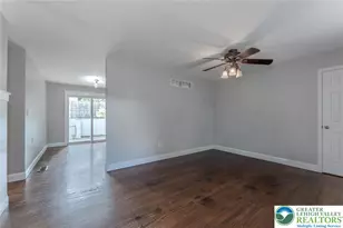 402 Maple St, Roseto, PA 18013 - Photo 7