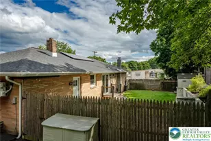 402 Maple St, Roseto, PA 18013 - Photo 33