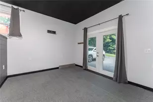 402 Maple St, Roseto, PA 18013 - Photo 29