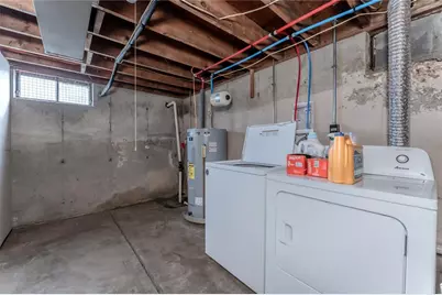 402 Maple Street, Roseto Boro, PA 18013 - Photo 37