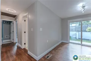 402 Maple St, Roseto, PA 18013 - Photo 13
