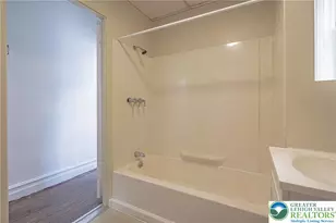 924 S 8th St, Allentown City, PA 18103 - Photo 25