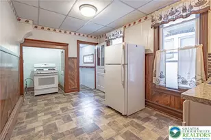 924 S 8th St, Allentown City, PA 18103 - Photo 9