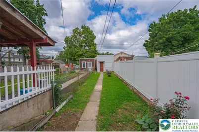 924 S 8th Street, Allentown City, PA 18103 - Photo 33