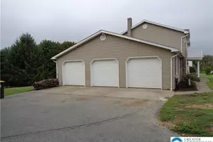 5530 Gomez Ln, North Whitehall Township, PA 18080 - Photo 3