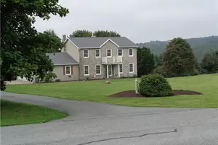 5530 Gomez Ln, North Whitehall Township, PA 18080 - Photo 1