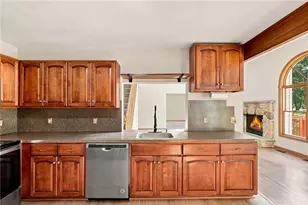 192 Waverly Dr, East Stroudsburg, PA 18302 - Photo 27