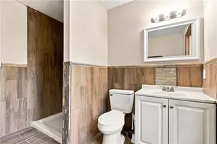 192 Waverly Dr, East Stroudsburg, PA 18302 - Photo 13