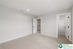 817 Hendon Ln, North Catasauqua Bor, PA 18032 - Photo 25