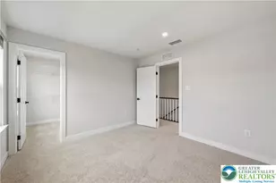 817 Hendon Ln, North Catasauqua Bor, PA 18032 - Photo 21