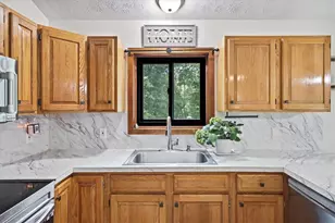 12416 Mountain Laurel Dr, East Stroudsburg, PA 18302 - Photo 31