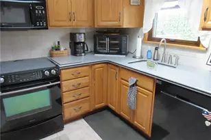 480 Mountain View Rd, Lower Nazareth Twp, PA 18064 - Photo 15