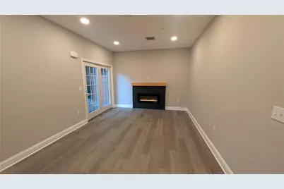 242 E Walnut Street #1, Bethlehem City, PA 18018 - Photo 5