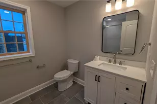 242 E Walnut St, Bethlehem City, PA 18018 - Photo 7