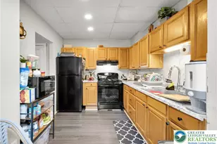 1243 Russell St, Allentown City, PA 18102 - Photo 9