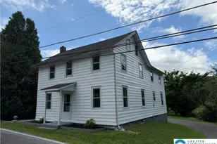 5720 Memorial Rd, Heidelberg Township, PA 18053 - Photo 3