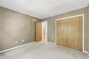 6652 Pioneer Dr, Lower Macungie Township, PA 18062 - Photo 17