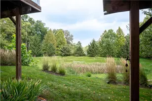 1654 Finches Garden Rd, Bethlehem City, PA 18015 - Photo 3