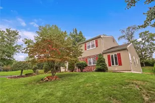 1963 Latta St, South Whitehall Township, PA 18104 - Photo 3