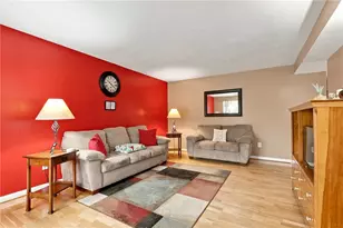 1963 Latta St, South Whitehall Township, PA 18104 - Photo 9