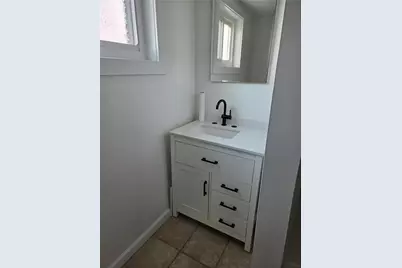 2440 S 4th Street, Allentown City, PA 18103 - Photo 15