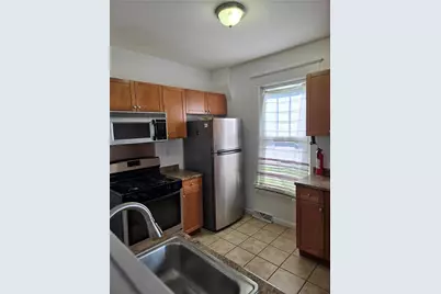 2440 S 4th Street, Allentown City, PA 18103 - Photo 5