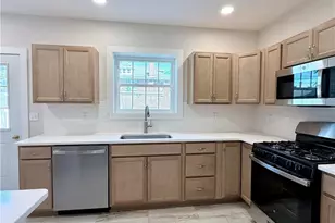 2305 Allen St, Allentown City, PA 18104 - Photo 5