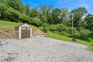 7353 Farrier Rd, Lowhill Township, PA 18069 - Photo 19