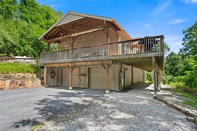 7353 Farrier Road, Lowhill Township, PA 18069 - Photo 7