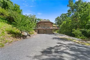 7353 Farrier Rd, Lowhill Township, PA 18069 - Photo 11