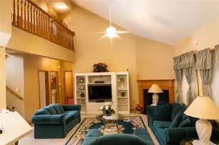 6 Deerfield Dr, Mount Pocono Boro, PA 18344 - Photo 5