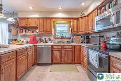 2034 Wind Hill Road, Lower Milford Township, PA 18036 - Photo 13