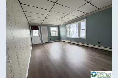 8 E Holland Street, Summit Hill Boro, PA 18250 - Photo 5