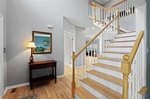 521 Deerfield Dr, Upper Nazareth Twp, PA 18064 - Photo 9