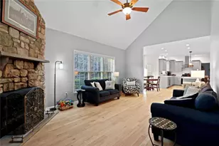 521 Deerfield Dr, Upper Nazareth Twp, PA 18064 - Photo 13