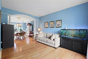 521 Deerfield Dr, Upper Nazareth Twp, PA 18064 - Photo 11