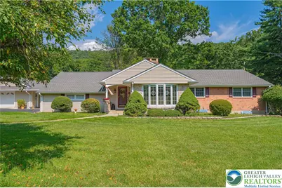 3683 Oakhurst Drive, Upper Saucon Township, PA 18034 - Photo 3