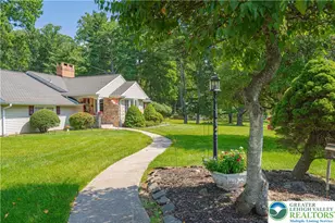 3683 Oakhurst Dr, Upper Saucon Township, PA 18034 - Photo 9