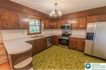 1 Babbling Brook, Palmer Twp, PA 18045 - Photo 5