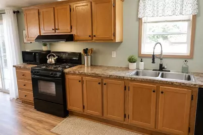 59 Mansfield Drive, Longswamp Twp, PA 18062 - Photo 7