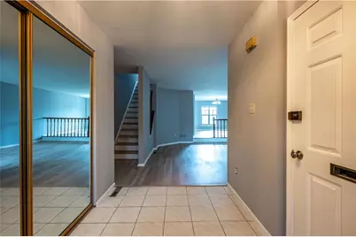 3418 Colonial Court, Allentown City, PA 18104 - Photo 5