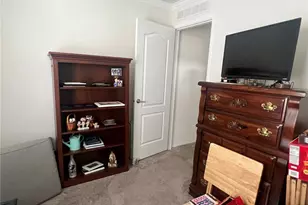 7418 Lincoln Ln, Upper Macungie Township, PA 18087 - Photo 15