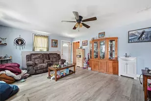 40 Davenport St, Plymouth, PA 18651 - Photo 11